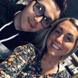 Meet your Posher, Desiree